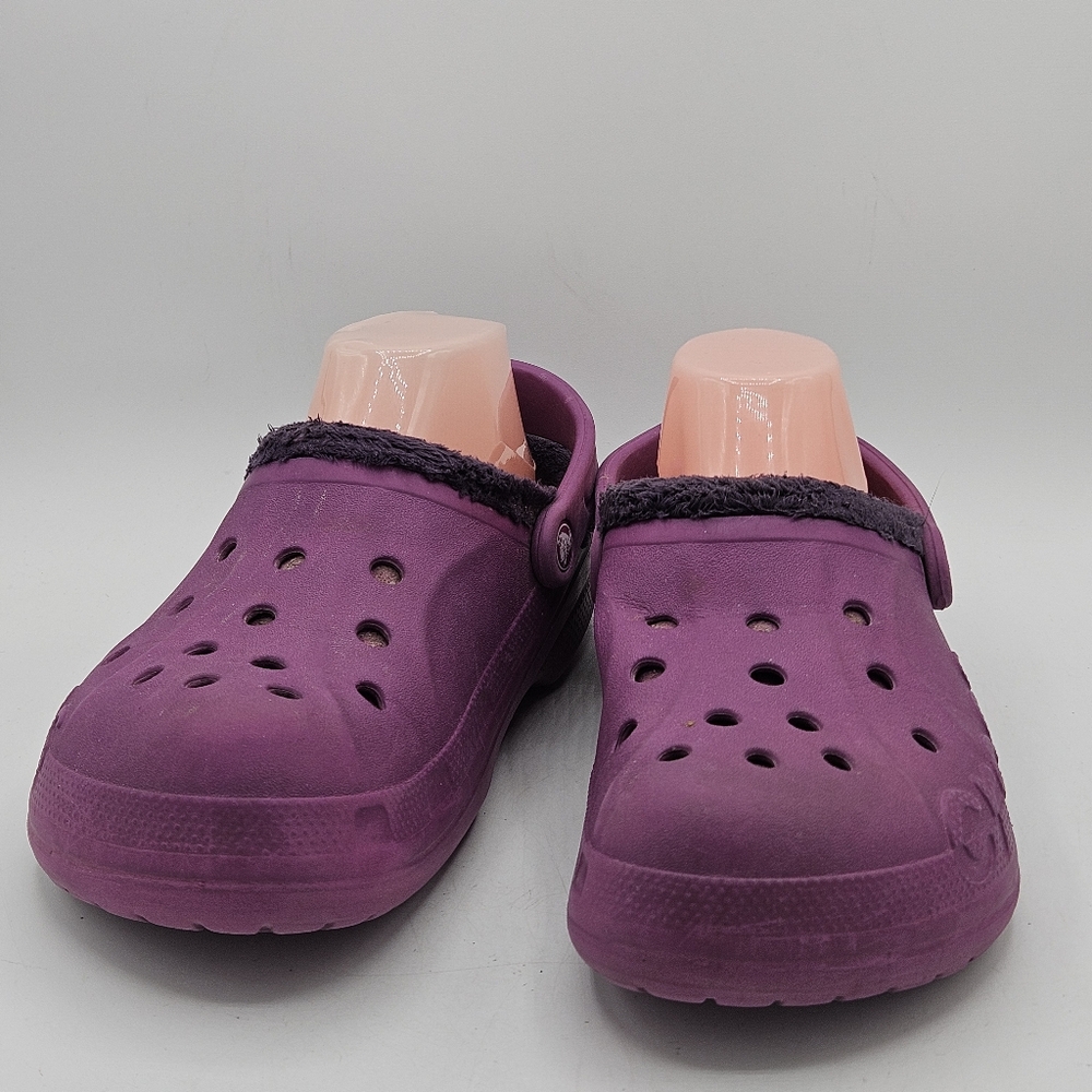 CROCS Purple Fuzzy Lined Clogs